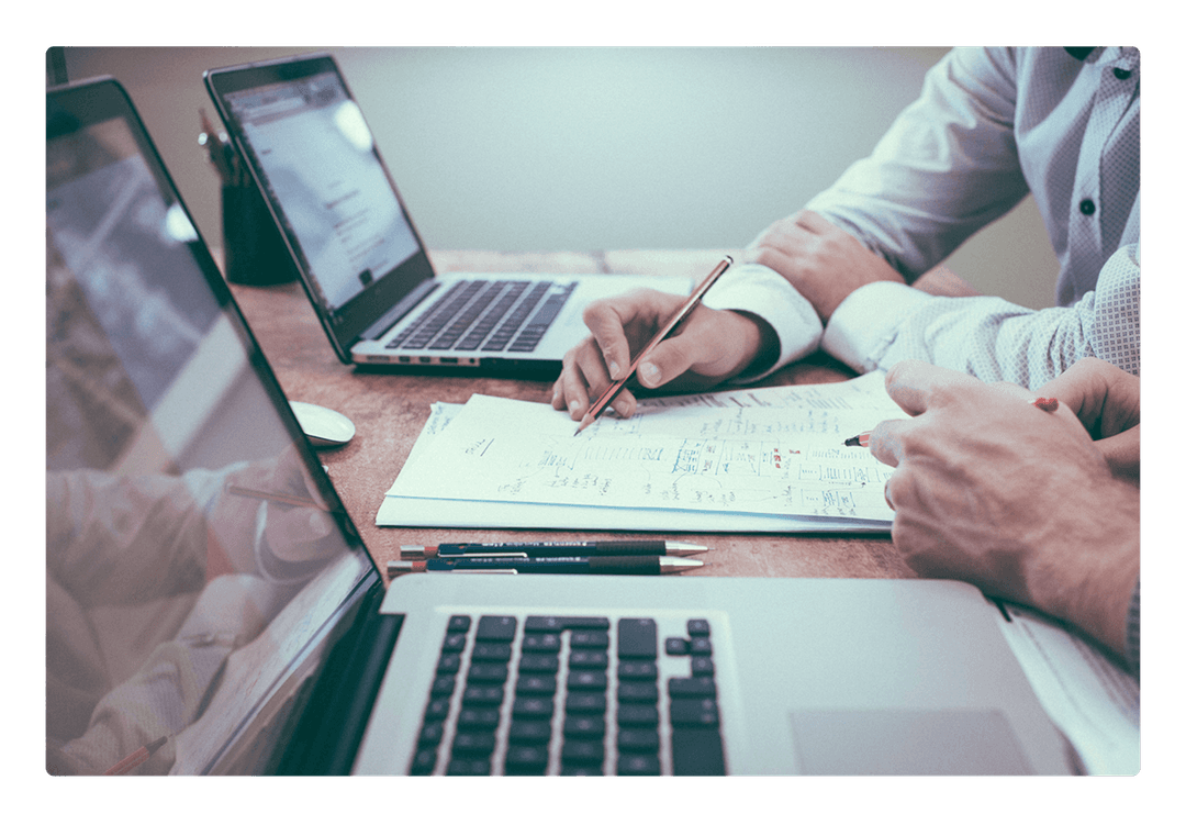 Laptop-and-Paper-Meeting.jpg-2048x1425.png