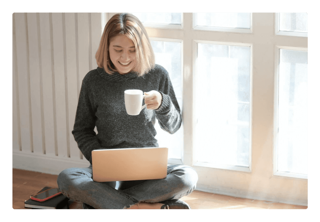 morning-coffee-laptop.jpg-1024x711.png
