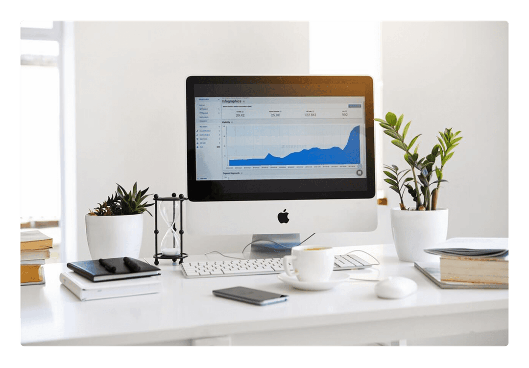 Mac-with-Dashboard.jpg-2048x1425.png