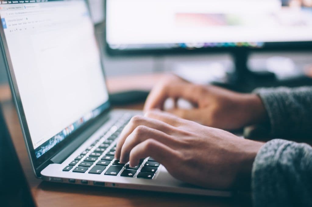 glenn-carstens-peters-npxXWgQ33ZQ-unsplash-1024x681.jpg